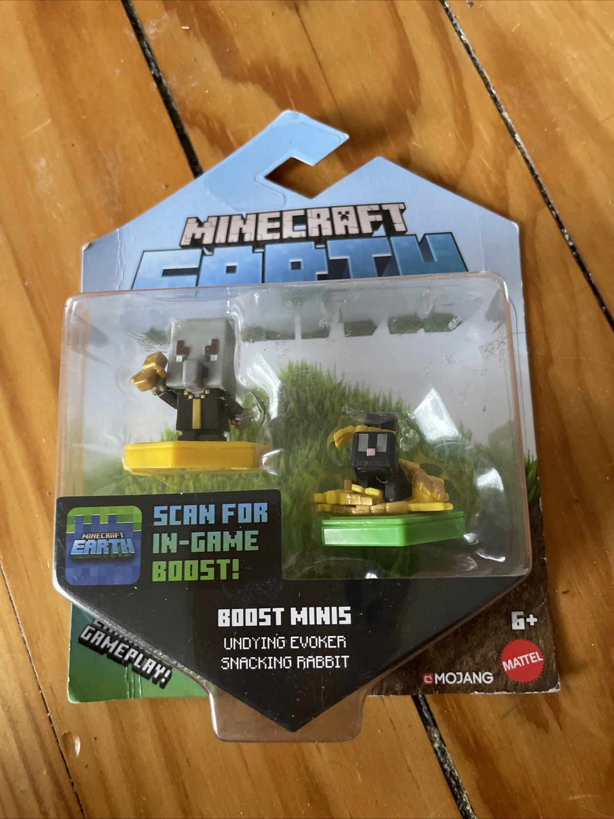 Minecraft Earth Boost Minis Figures - Snacking Rabbit & Undying Evoker - NEW