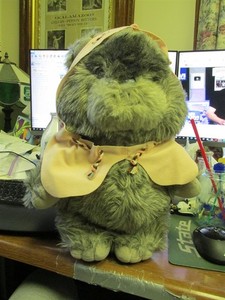 1984 Vintage Kenner Star Wars Plus Lataka The Ewok w/ Cape Return of Jedi Endor