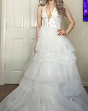 Handmade White Ball Gown Wedding Dress Sleeveless V-Neck Lace Tulle Corset