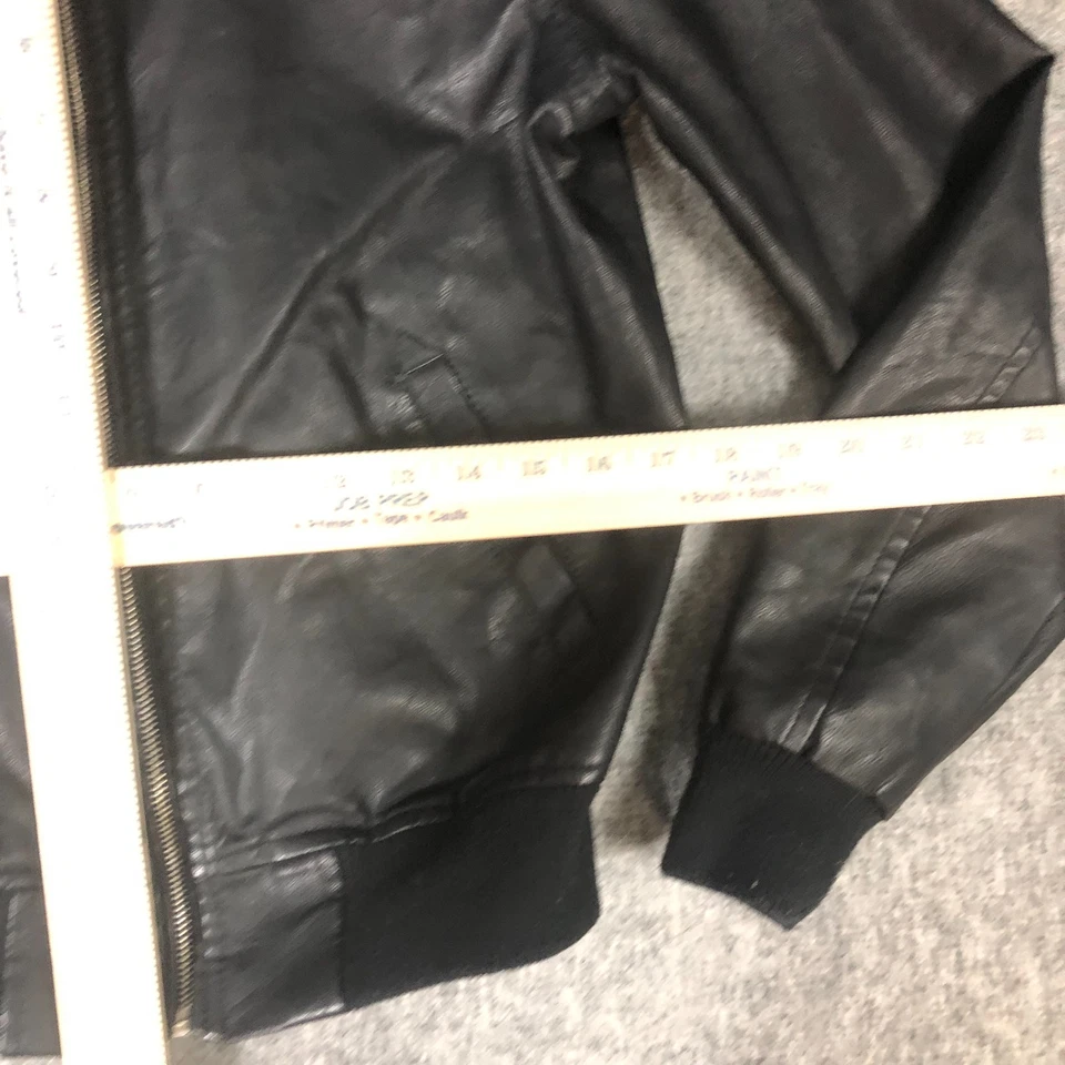 Jaqueta Lilli Ann Vintage Feminina Preta Couro Sintético Acabamento Casaco Luxo Garmet - Imagem 3 de 4