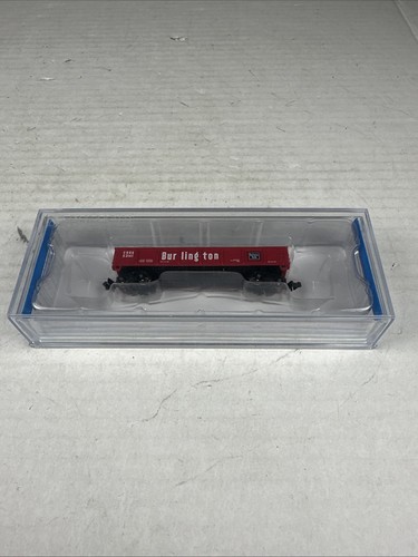 Bachmann N Scale Silver Series 73666 40’ Gondolas Burlington #3141 - Picture 7 of 8