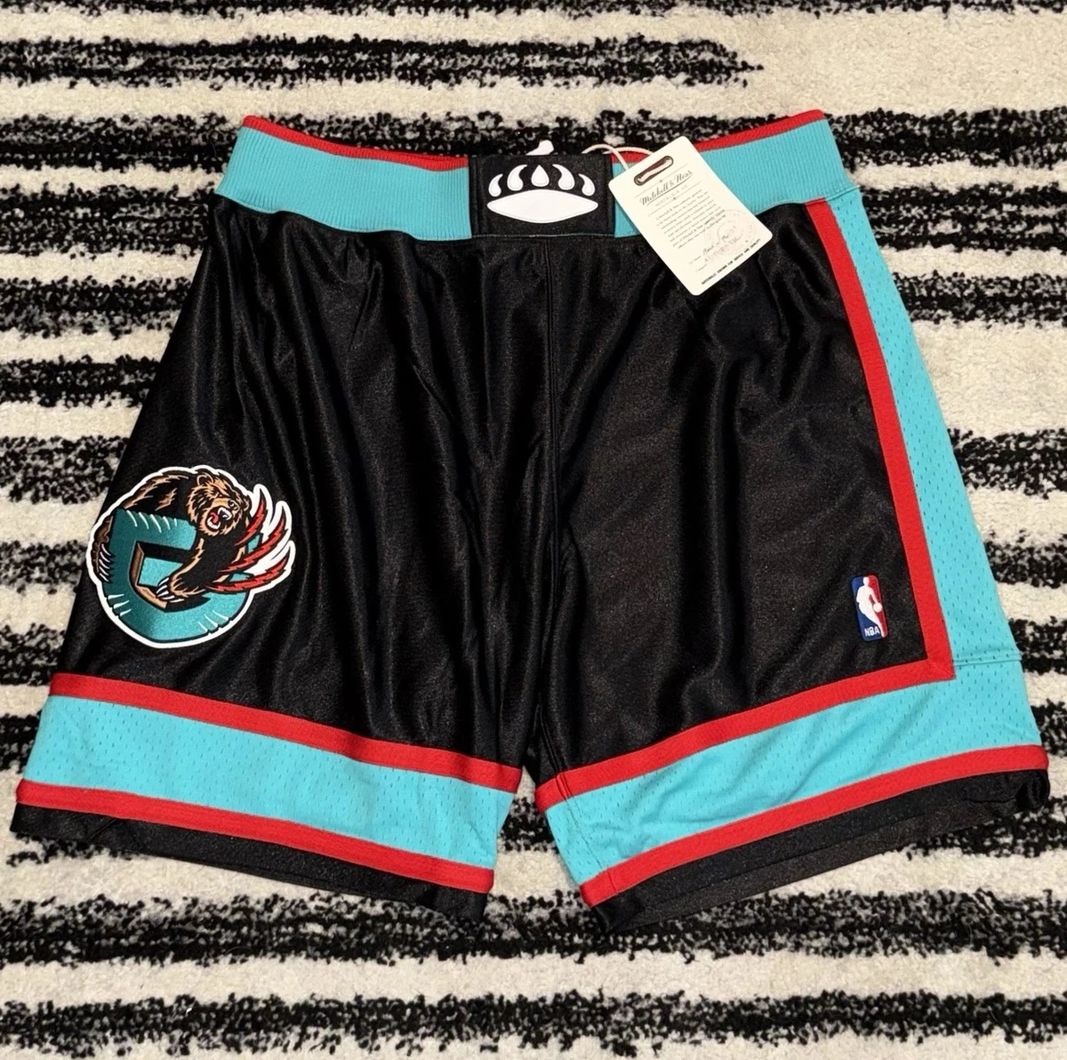 NBA Memphis Grizzlies スタジャン　　　　　【未使用タグ付】 Preços baixos em Memphis Grizzlies Masculino Preto Roupas e