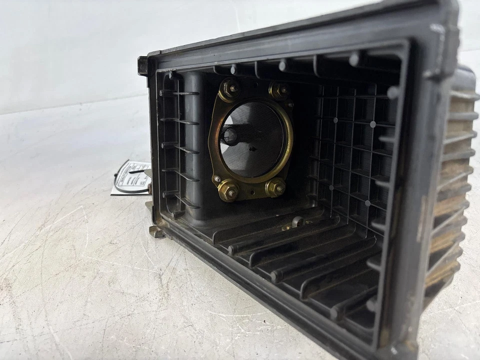 Nissan Máxima 1995-1996 3,0 L filtro filtro carcasa superior caja OEM Foto 3 de 4