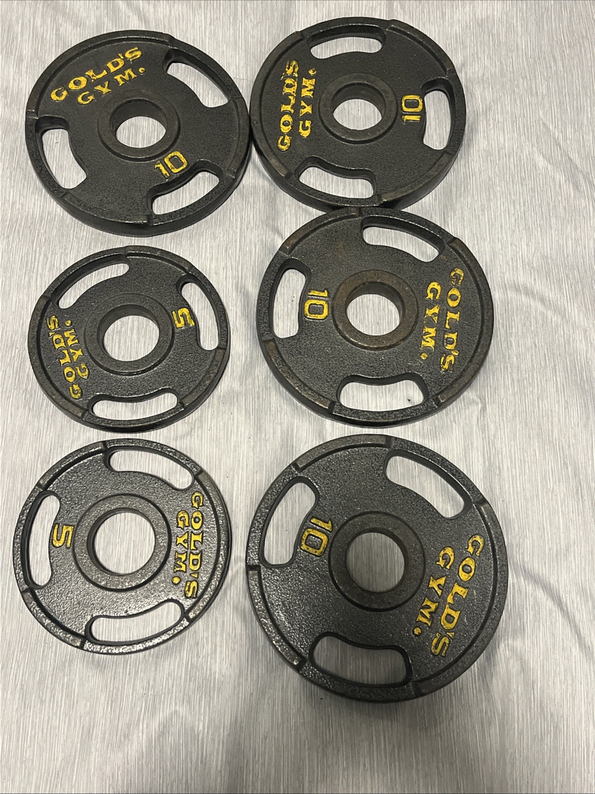 Vtg  GOLDS GYM  60Lbs Total Olympic 2" Hole Weight Plates Gr