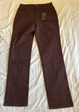 NWT Gloria Vanderbilt Soft Touch Swan Series Amanda Port Wine Womens Jeans 6 Avg