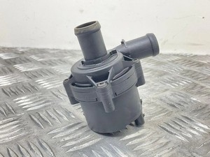 VW PASSAT B8 3G2 Zirkulationswassermotor 5Q0965567J 2.00 Diesel 110kw 34707617
