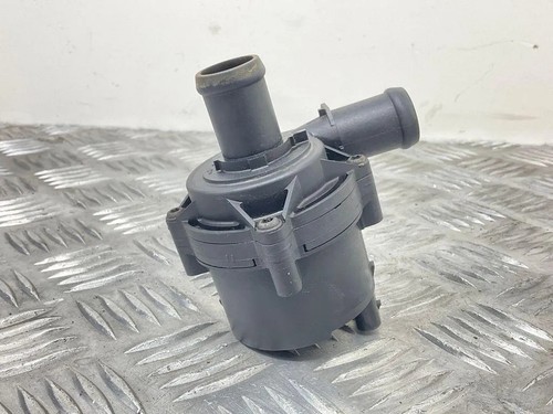 VW PASSAT B8 3G2 Zirkulationswassermotor 5Q0965567J 2.00 Diesel 110kw 34707617