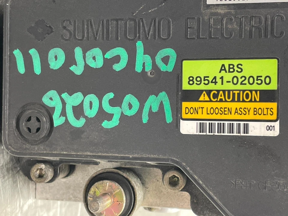 Controlador de bomba de freno antibloqueo Toyota Corolla 2004 1,8 L 66 k OEM 89541-02050 03 Foto 2 de 4