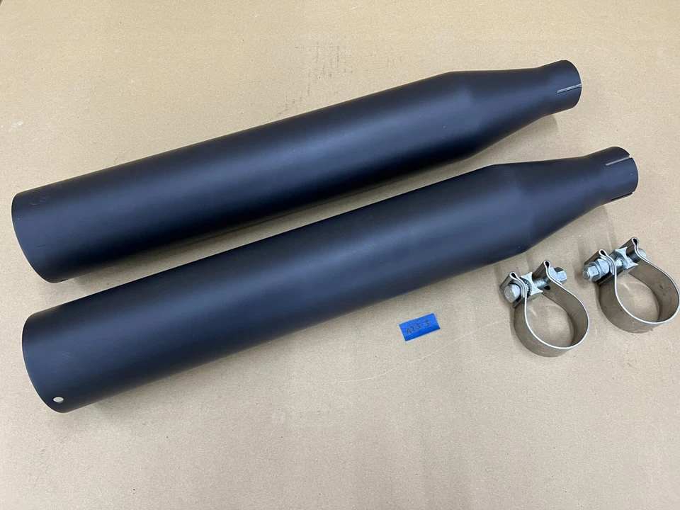 Silenciadores negros Klock Werks 3,5" Harley-Davidson FLSTN Softail 05-06 1801-0318 Foto 2 de 4