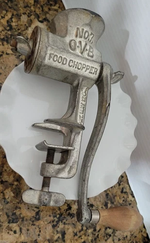 VTG/Antiq  No 7 O-V-B Hibbard Spencer Food Chopper Meat Grinder w/ Wooden Handle