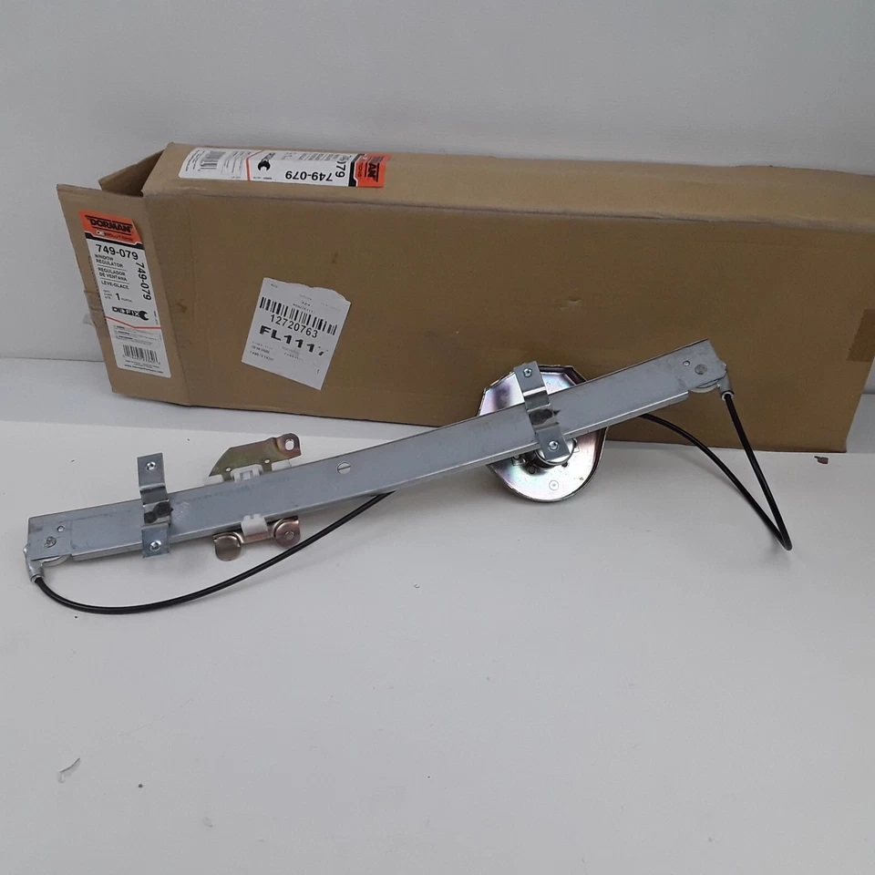Regulador de ventana manual delantero izquierdo Dorman 749-079 para Chevrolet Tracker 99-2004 Foto 4 de 4