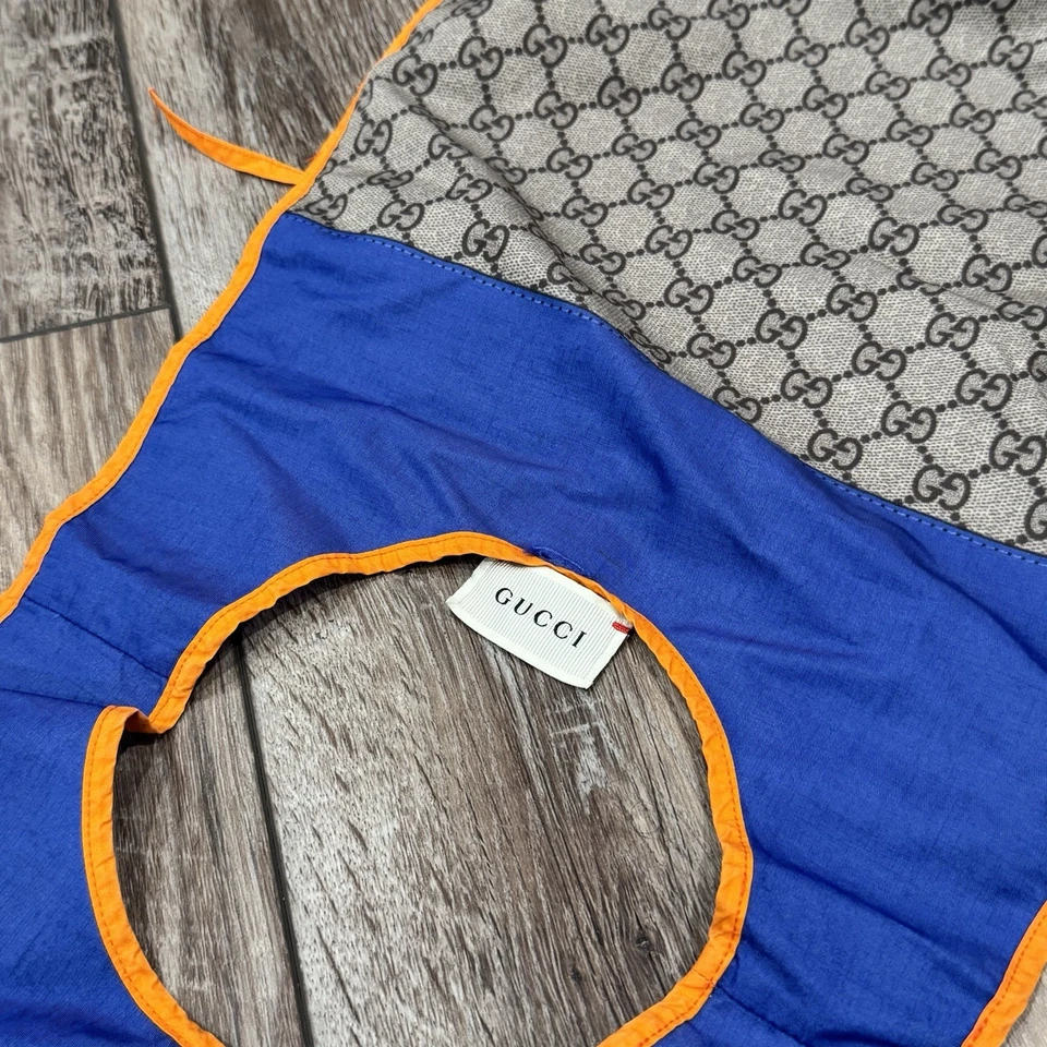 Babero Gucci Gg 629947 Delantal Bebé Productos Varios Nylon Azul Foto 4 de 4