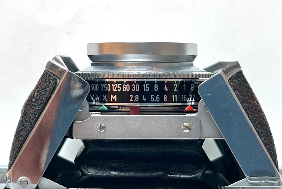 Appareil photo Vitessa T par Voigtlander #1111995 Color - Skopar f/2.8