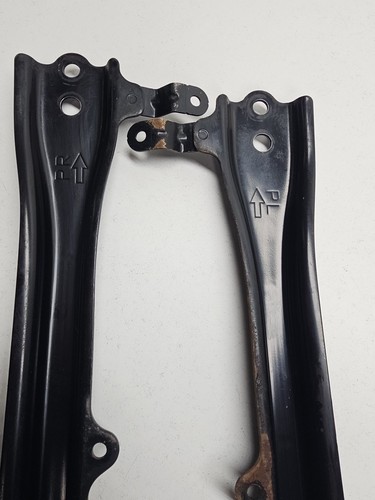 2016 - 2022 TOYOTA PRIUS FRONT SUBFRAME L & R REINFORCEMENT BRACKET BRACE OEM  - Picture 3 of 5