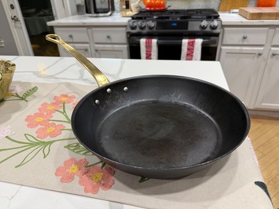 Made In Cookware Carbon Steel Tom Colicchio Limited Edition 11 Inch Frying Pan
