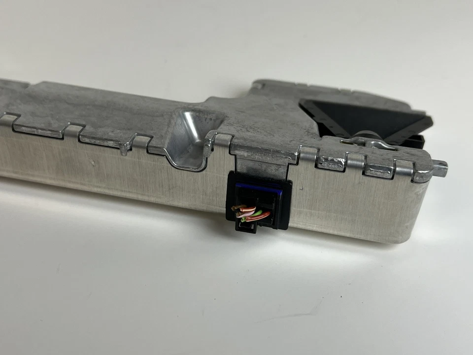 Mercedes-Benz E350 2014 cámara de asistencia de salida de carril delantero A0009009304 OEM Foto 4 de 4