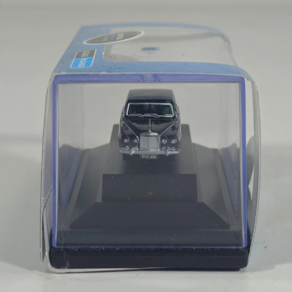 Oxford Diecast NDS006 Black Daimeir DS 420 Limousine Oxford Autombiles Company - Image 3 of 4