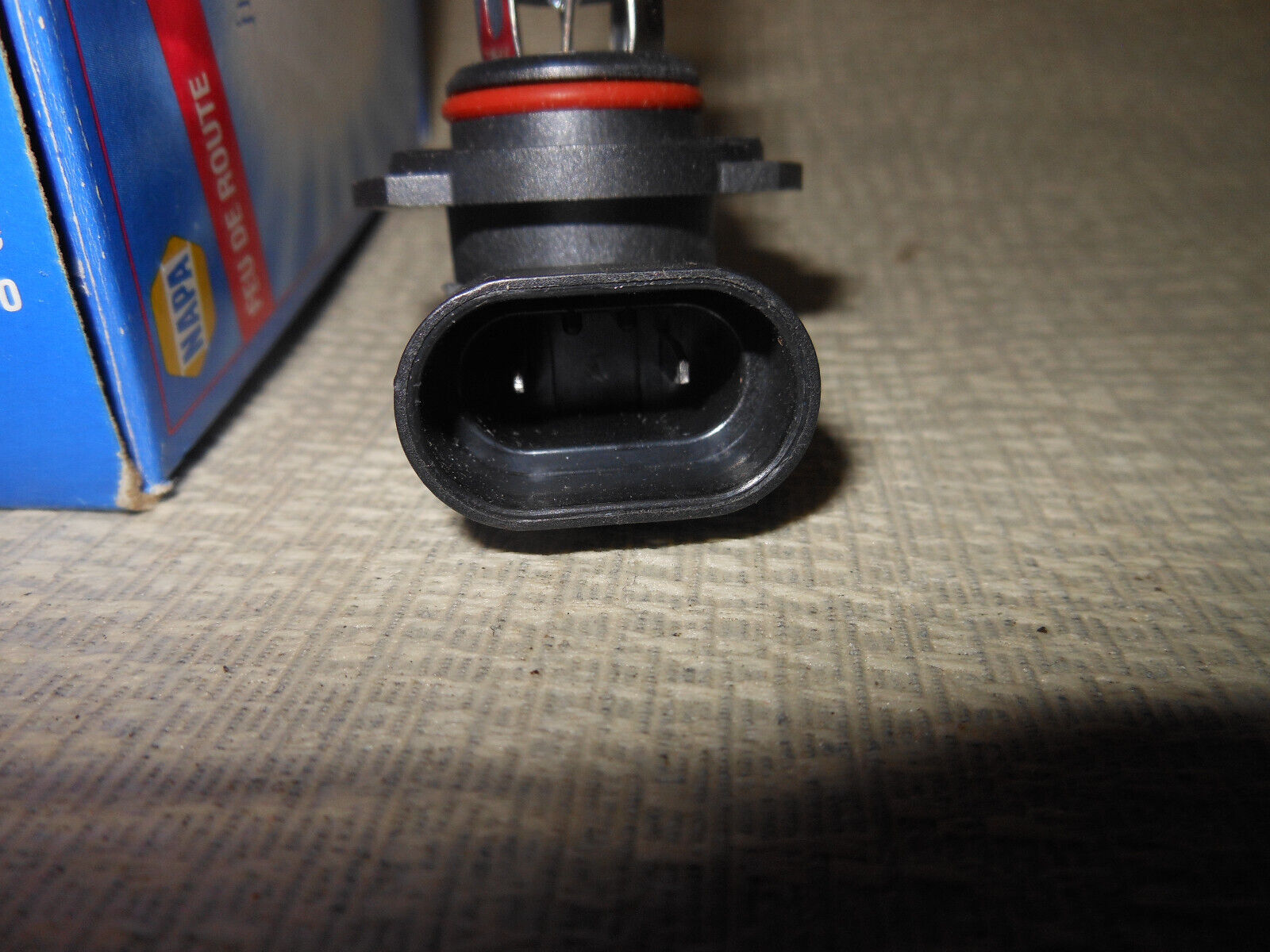 Picture 2 of 8