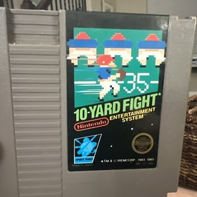 10-Yard Fight (Nintendo Entertainment System, 1985)  NES