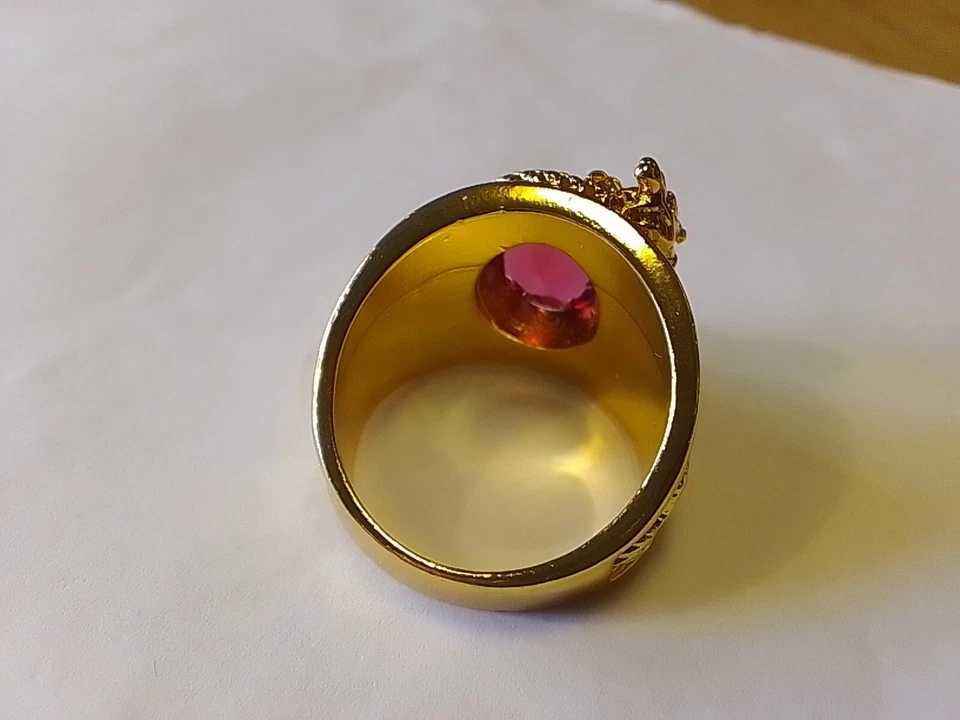 Drachen Ring vergoldet mit gossen Strassstein. Farbe Rot Größe 67 - Bild 3 von 4