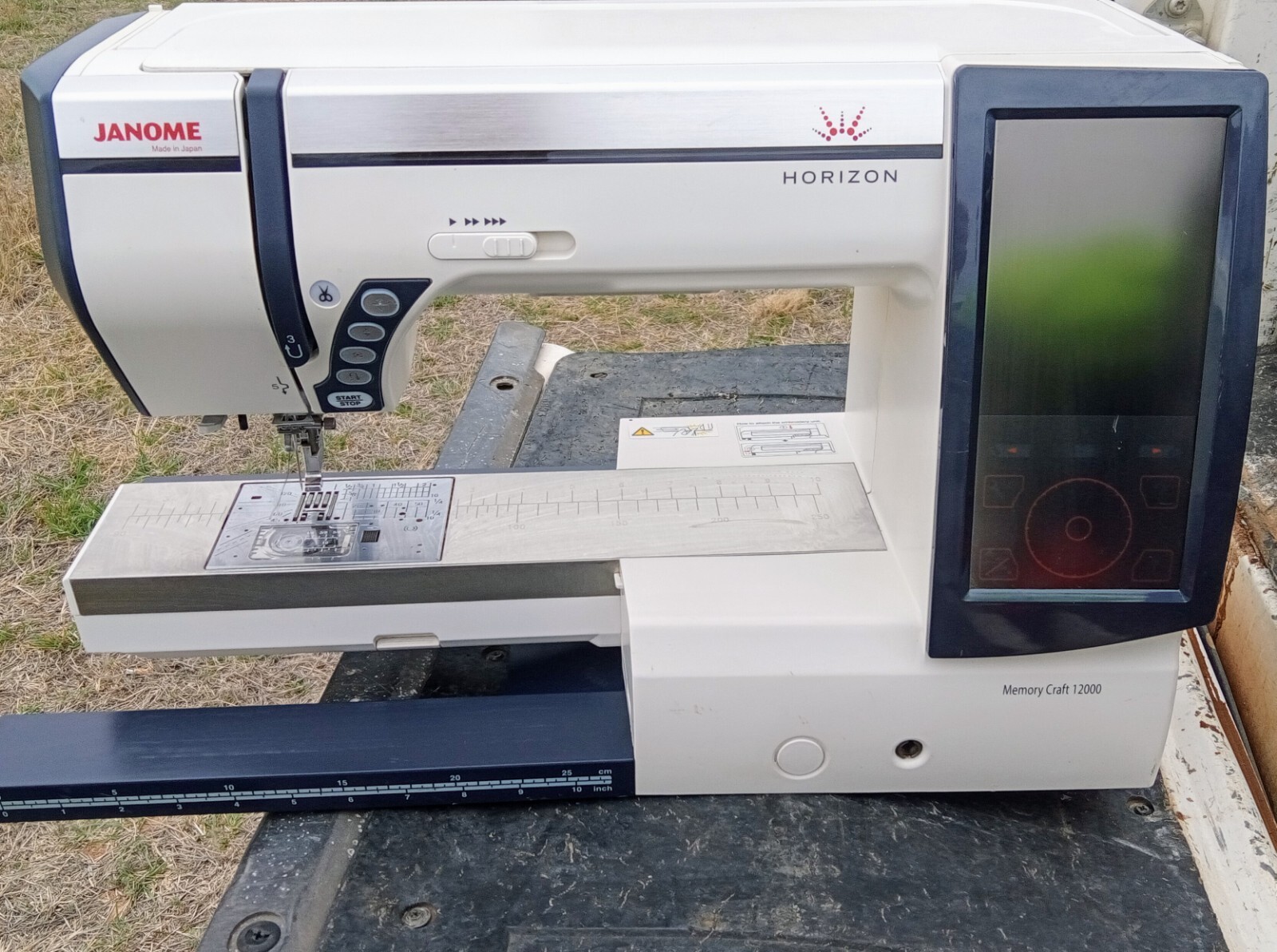 Janome Horizon Memory Craft 12000 Sewing And Embroidery Machine eBay