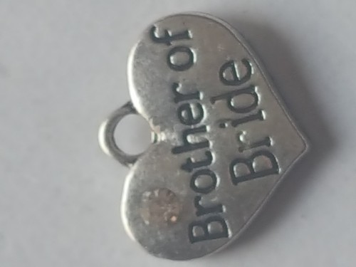 1 OR 4 "BROTHER OF BRIDE" TIBETAN SILVER RHINESTONE HEART WEDDING THEME CHARM - Bild 3 von 3