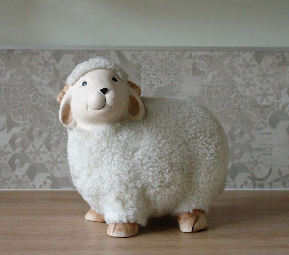 Mouton En Terre Cuite, Émaillé - (SC-MOUem) | CORMONTREUIL (Monastère