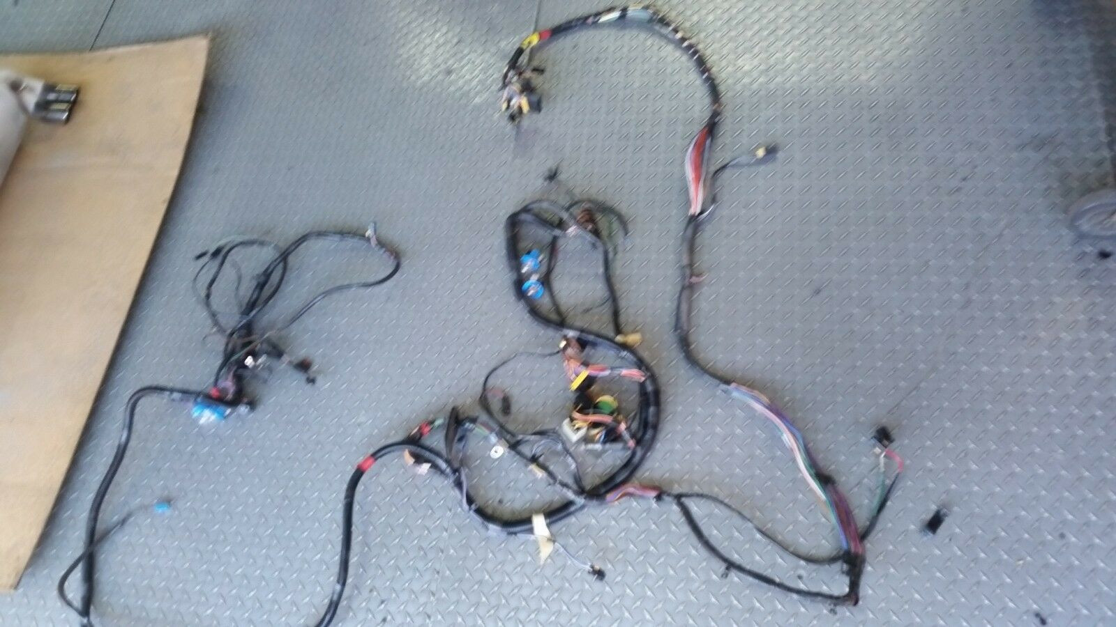 96 97 98 99 ROLLS ROYCE SILVER SPUR left side loom front TO back wiring harness