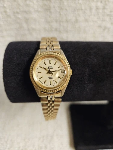 Timex Indiglo Women's Vintage Wrist Watch New Battery Gold Tone