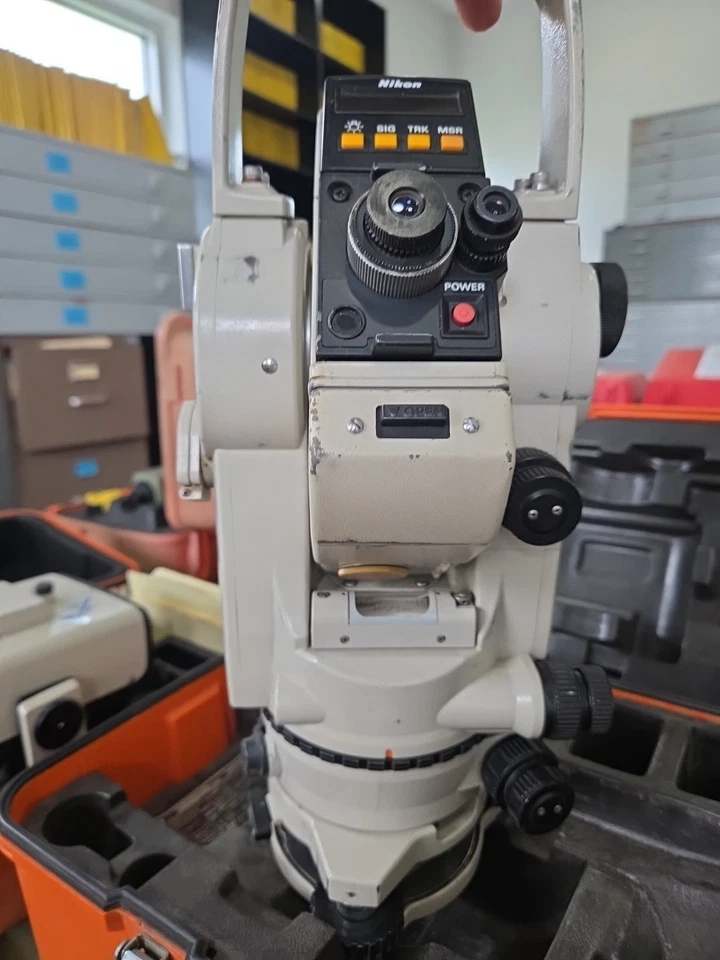 Nikon NTD-4 360° Digital Theodolite Distance Meter with Case - Image 3 of 4