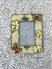 Vintage Multicolor 3D Butterfly Floral 4 x 6 Cottagecore Resin Picture Frame
