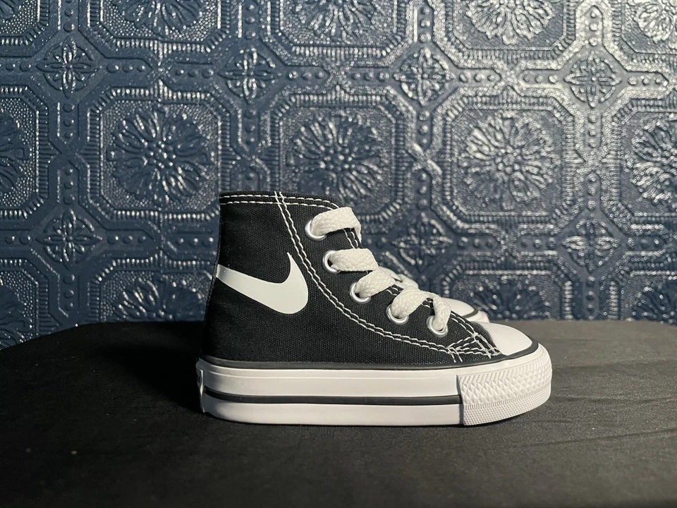 Mandriles Converse Hi Top Infantil Bebés Niños Pequeños Niños Niñas 7J231 Mercado de Chinatown Foto 3 de 4