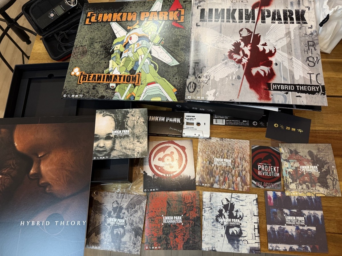 Linkin Park – Hybrid Theory [20th Anniversary Super Deluxe Box Set