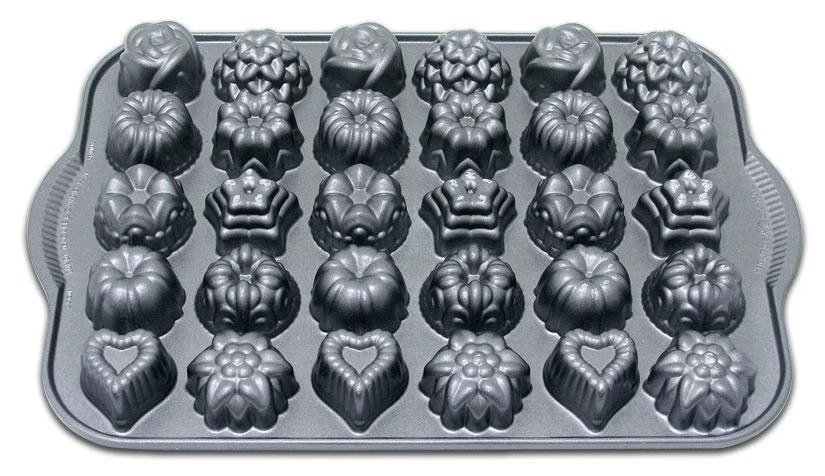 Nordicware Bundt TEA CAKES & CANDIES PAN *30 Mini Candy Molds SUNFLOWERS Hearts