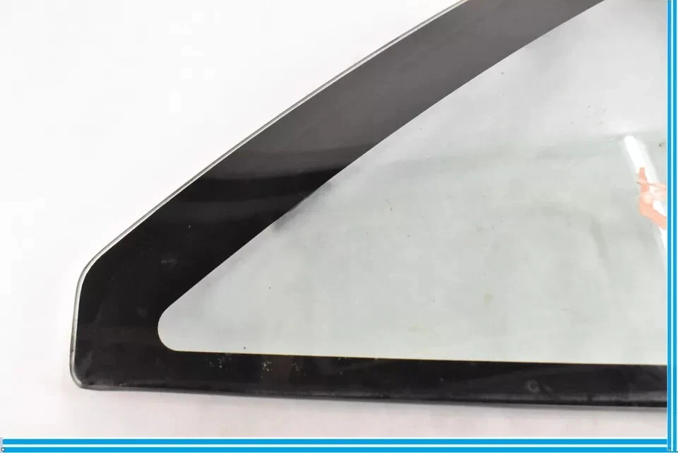 04-09 Cadillac XLR Cuarto de cristal trasero derecho pasajero 170010002 OEM Foto 4 de 4