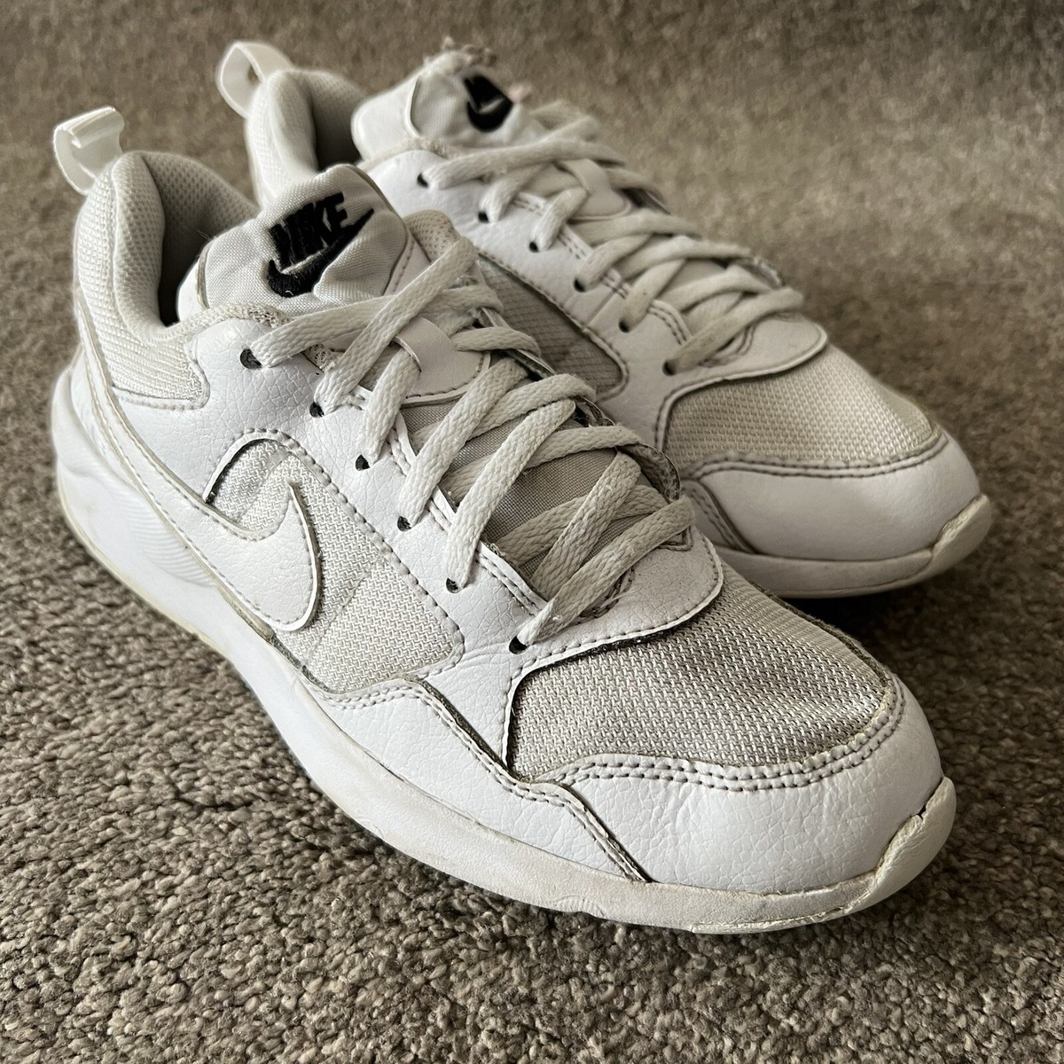 Nike Pegasus 92 Lite UK Size (EU 38) Womens Triple White