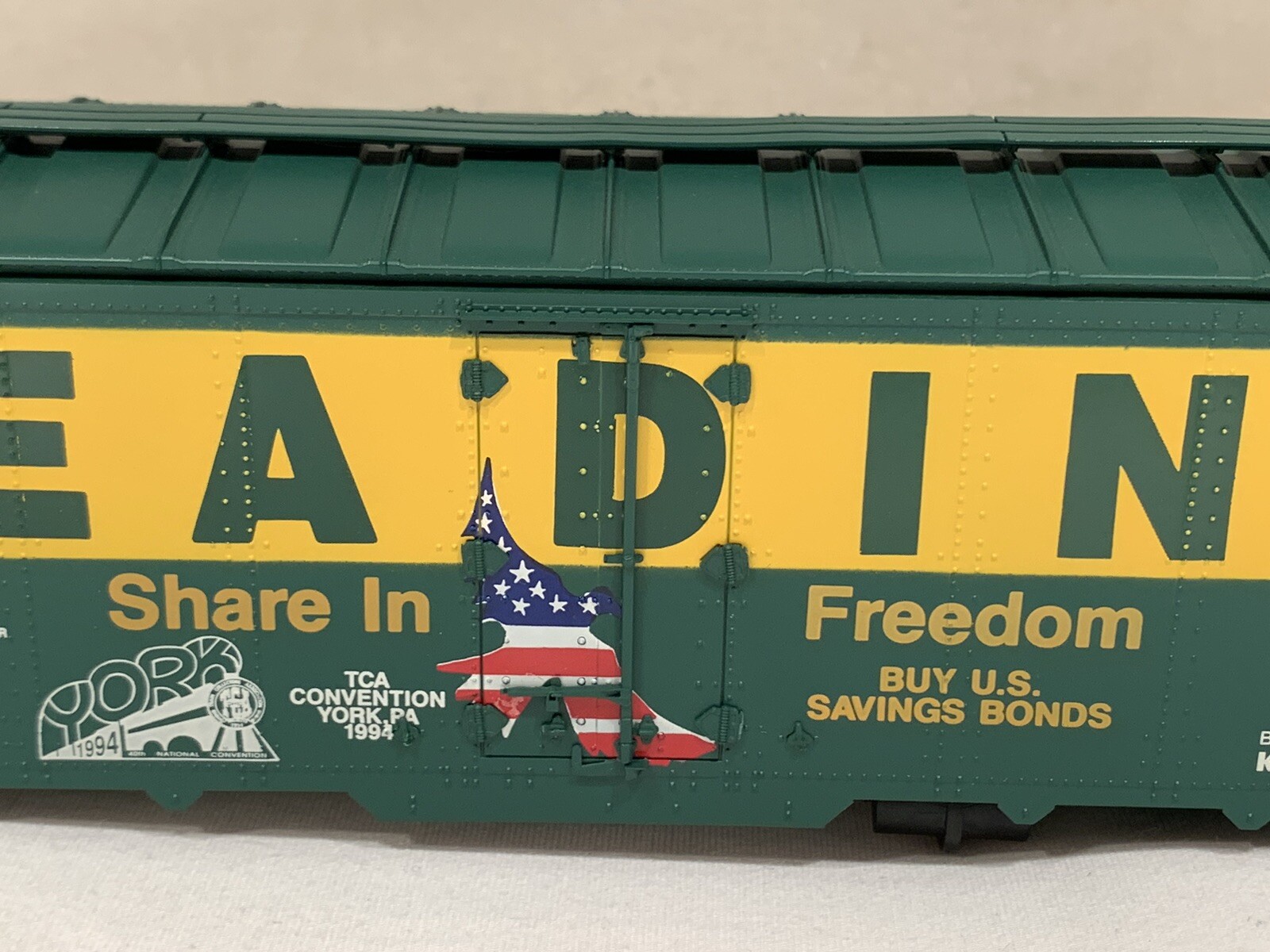 KLINE READING 40’ STEEL SIDE REEFER CAR SHELL & FRAME NO TRUCKS! O