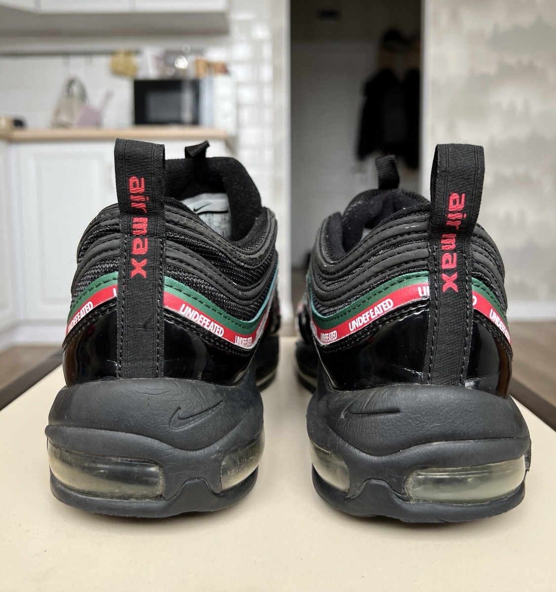 nike air max 97 undefeated fake vs real