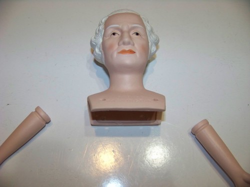 De colección Cose tu propia muñeca George Washington kit un gran proyecto artesanal costura - Imagen 2 de 4