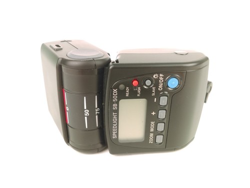 Flash elettronico Nikon Speedlight SB-50DX con custodia - come nuovo - Foto 5 di 7