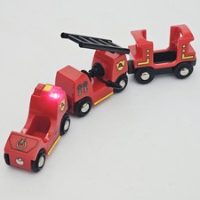 BRIO WORLD Railway Emergency Vehicle FIRE BRIGADE TRAIN Light Sound Siren