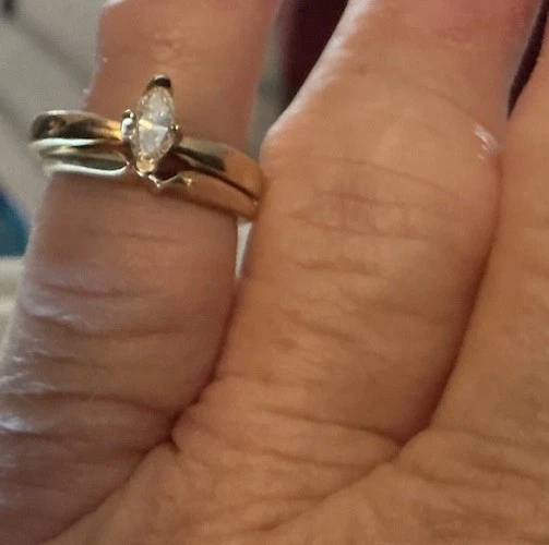 1/2 Karat Diamond Ring Yellow Gold Size 7 - Image 2 of 4