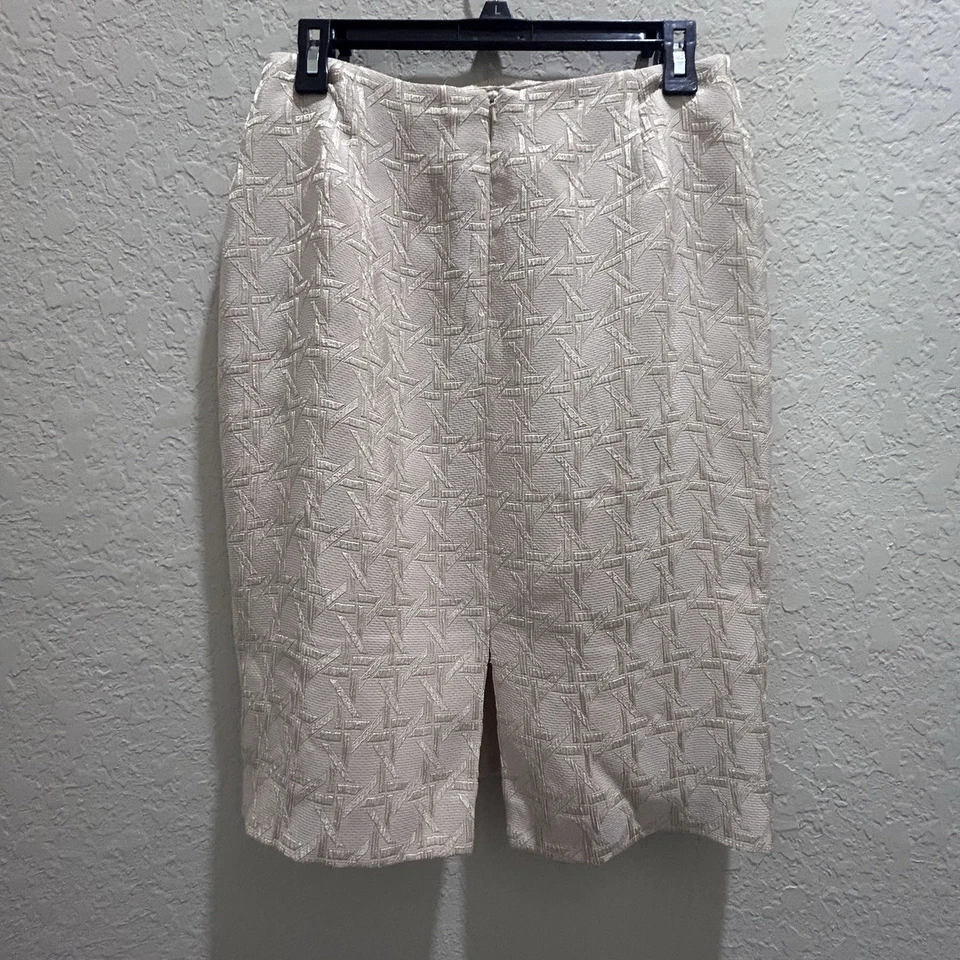 Traje de Vestido Maggy London Talla 8 Texturizado Marfil 2 Piezas Forrado Foto 4 de 4