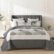 Quilt King Size - 100 Cotton Quilt Set with Matching Shams, Plaid Design Far...