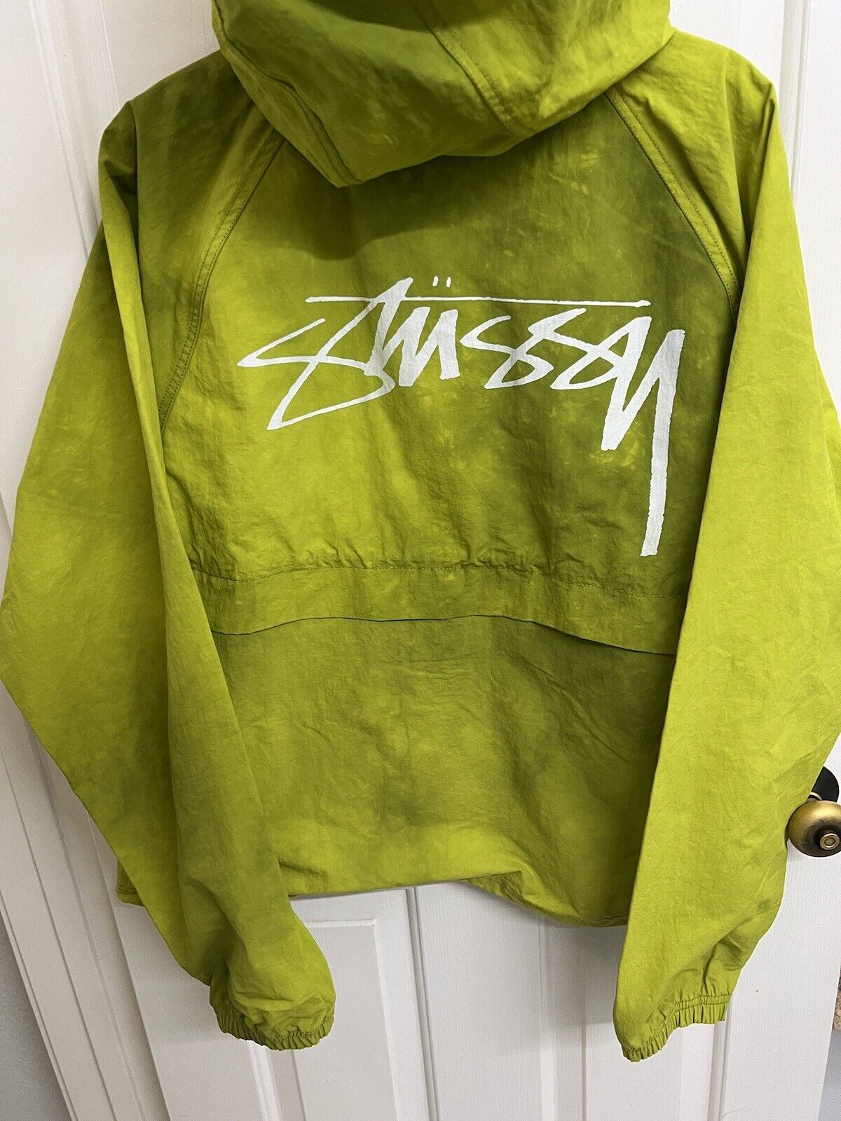 Stussy wave dye beach shell jacket slime M nwt in hand