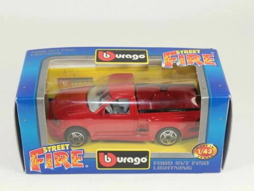 Modellini statici di auto, furgoni e camion scala 1:43 per Ferrari