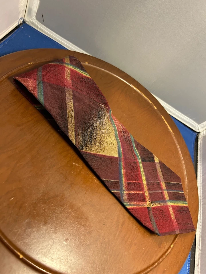 Corbata a Rayas Colors by Alexander Julian Granate Para Hombre 100% Seda Foto 2 de 4