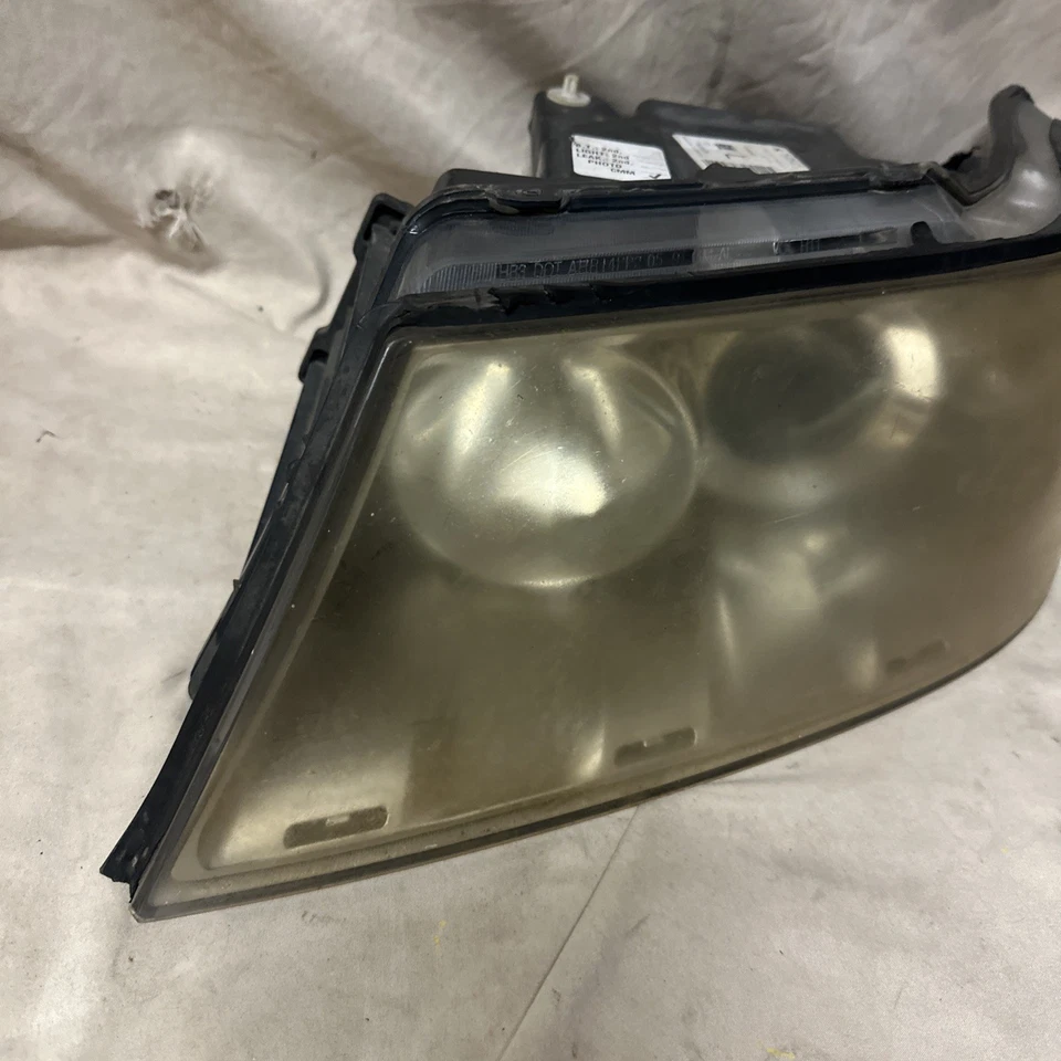 Headlamp Assembly SAAB 9-7X Left Driver LH 2005 2006 2007 2008 2009 - Image 2 of 4