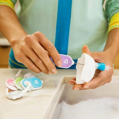 Juego de 4 cepillos de limpieza de botellas y tazas Munchkin clip desmontable ergonómico... Foto 4 de 4