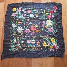 GUCCI Floral Silk Scarf 7005